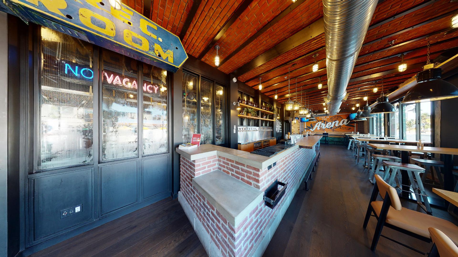 CRAFT Beer Market | Vancouver English Bay - Tap Room